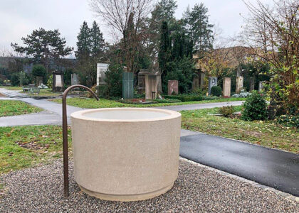 Silidur AG, Schöpfbrunnen Friedhof Wolf-Gottesacker Basel , Betonelemente, Betonvorfabrikate, Beton